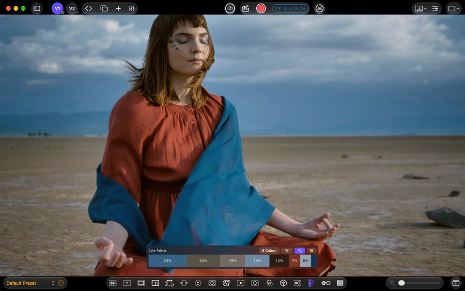 Color Palette identifies dominant image colors and displays their relative coverage.